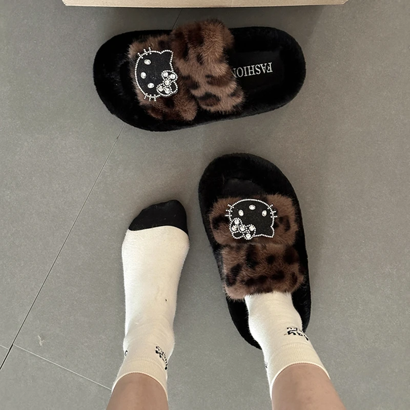 时尚百搭碎钻一字露趾毛毛鞋女2025冬新款外穿厚底增高保暖棉拖鞋