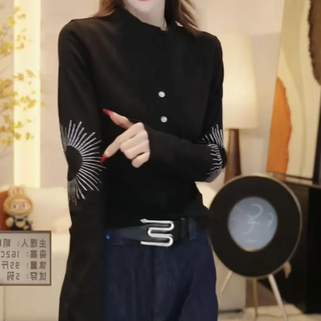 设计感纯色烫钻单排扣长袖T恤女2025春秋新款百搭休闲显瘦上衣ins