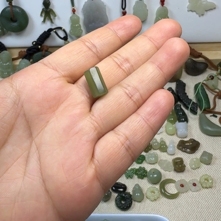 未镶嵌和田玉包链