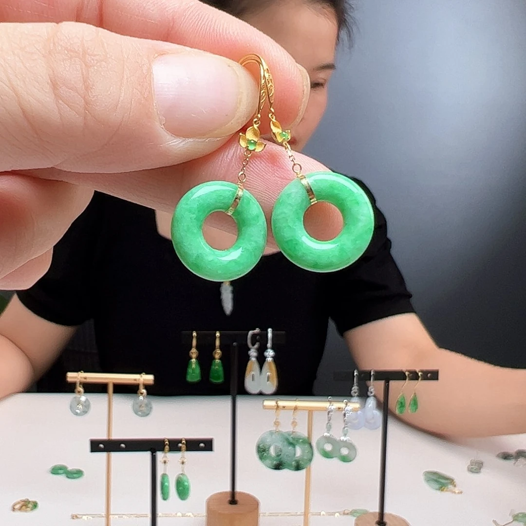 翡翠18K金镶嵌耳饰天然翡翠