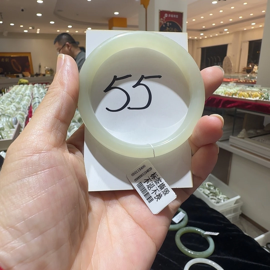 和田玉未镶嵌手镯377