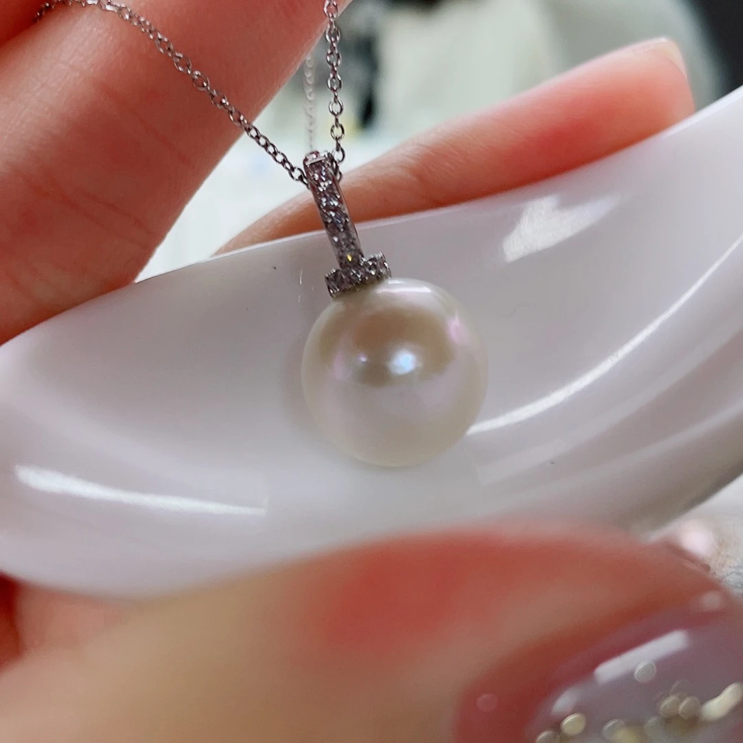 淡水珍珠吊坠(赠链)未镶嵌