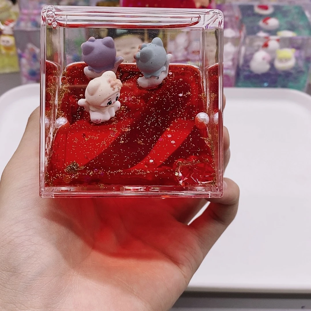有机玻璃大方流沙瓶7×7