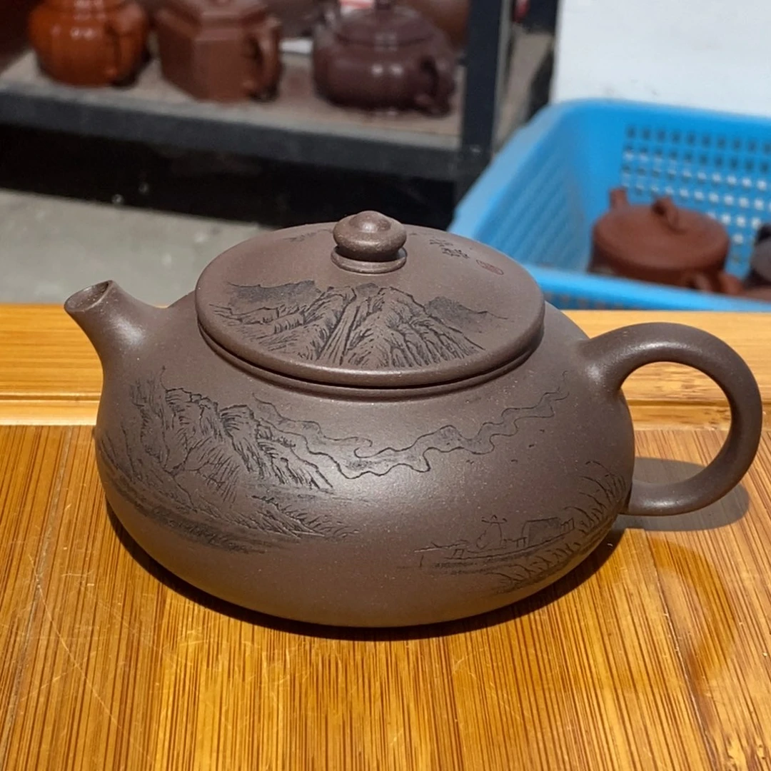 茶壶紫砂紫砂壶。紫砂壶。