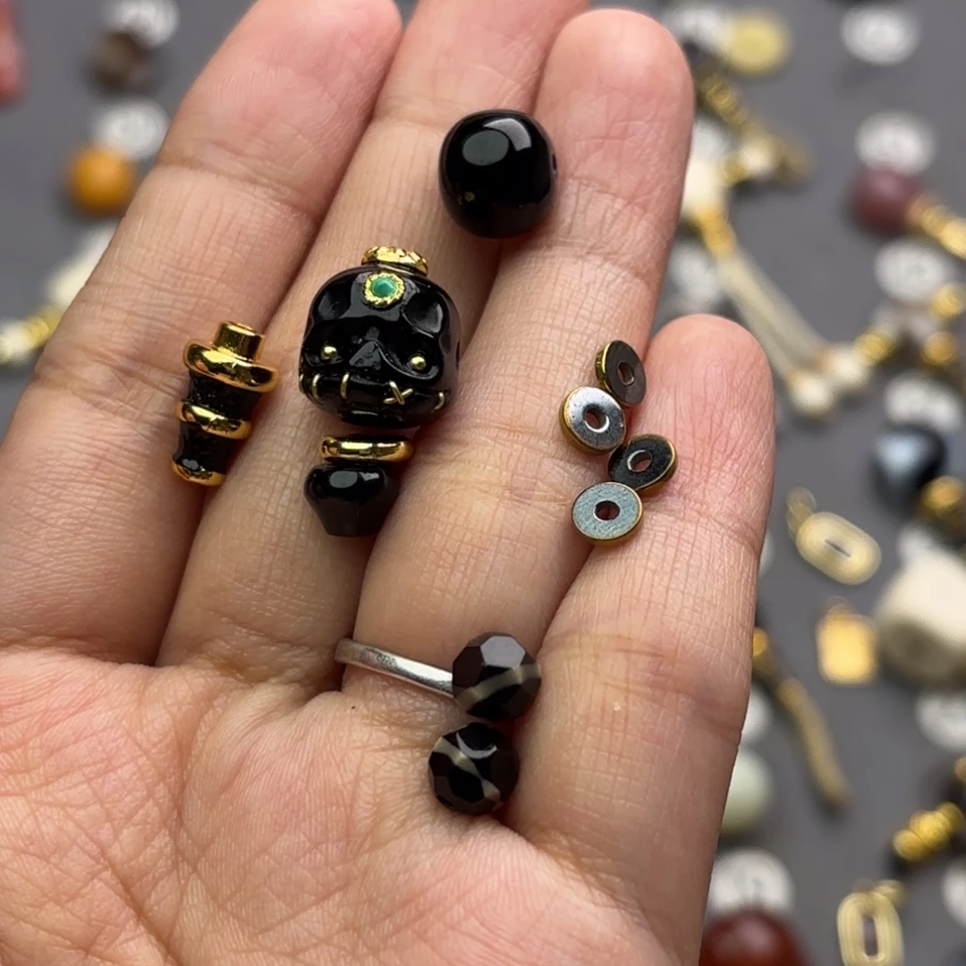 米***”玛瑙/玉髓未镶嵌文玩配饰