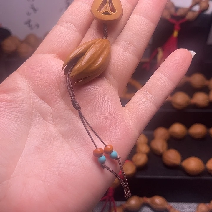 幸***甜手串橄榄核手机链