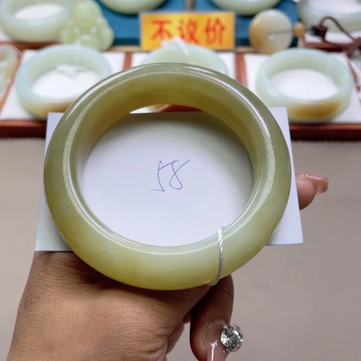 手串未镶嵌和田玉