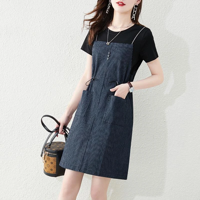 轻熟风拼接连衣裙假两件薄款牛仔裙2025夏季新款气质条纹背带裙子