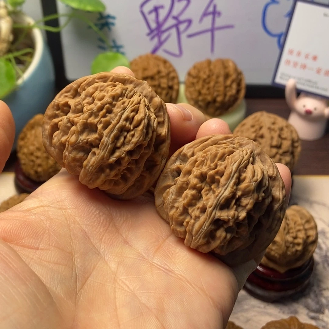 文玩核桃把件全品三角44四座楼