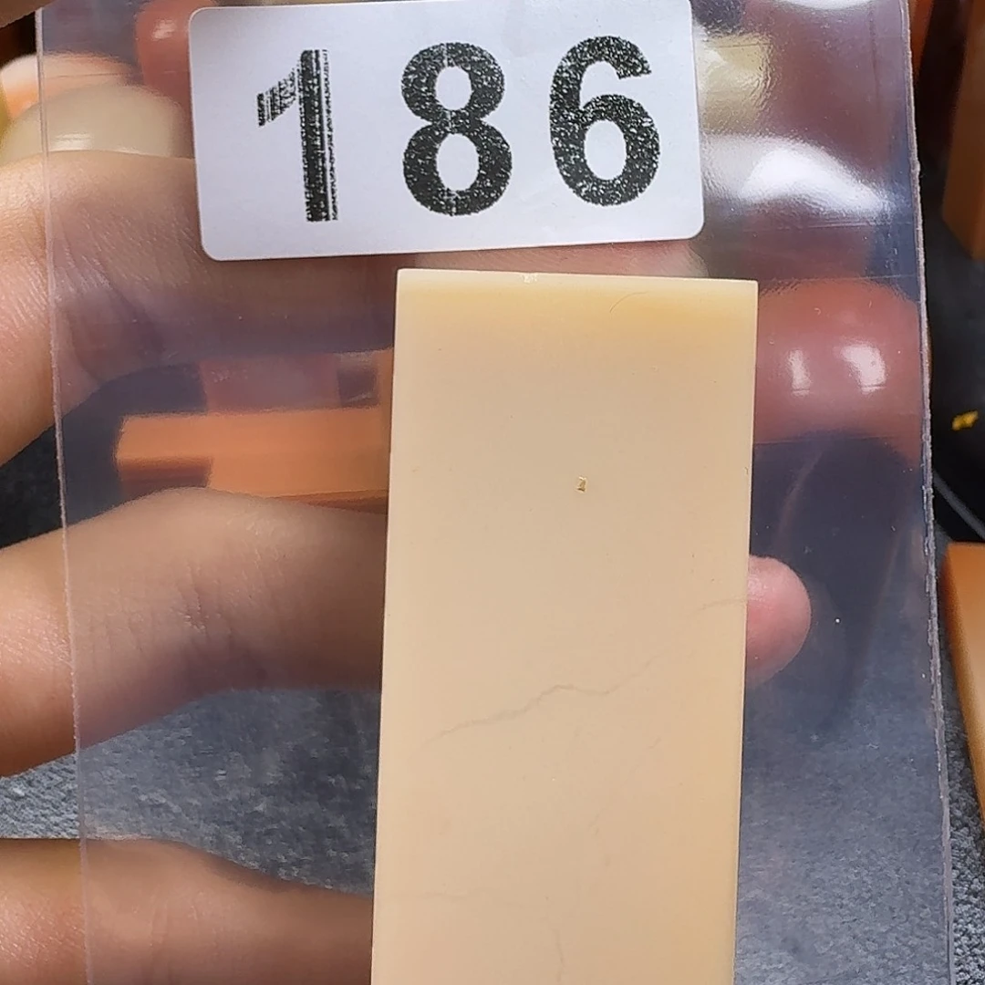 老挝石悦*jjkkkkkkkkkmm