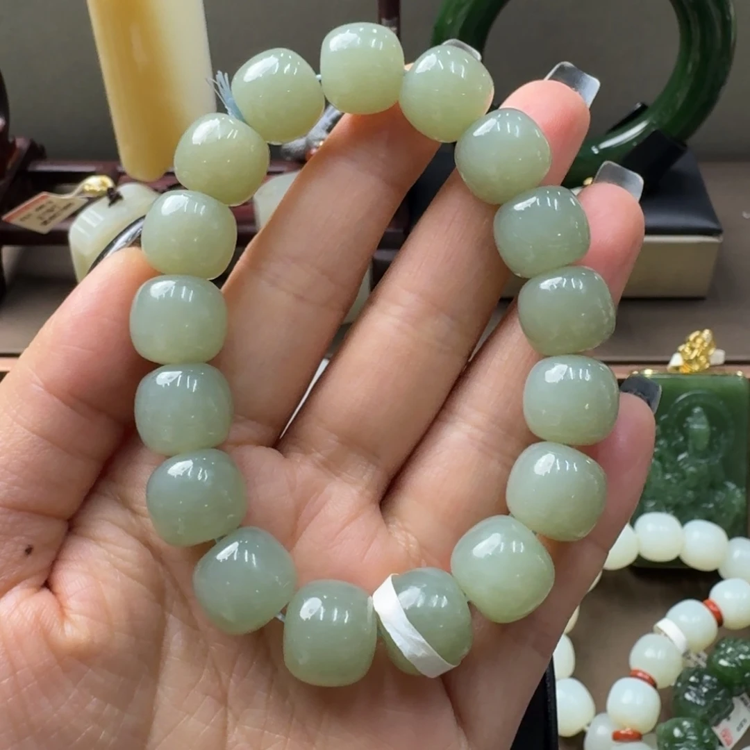 和田玉未镶嵌手串