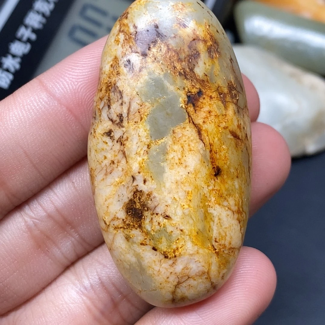 和田玉（糖玉）未镶嵌挂件