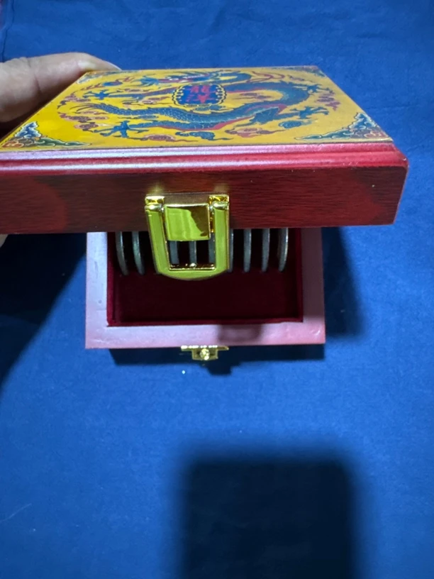 红色方盒10个圆子黄龙一盒摆件链接