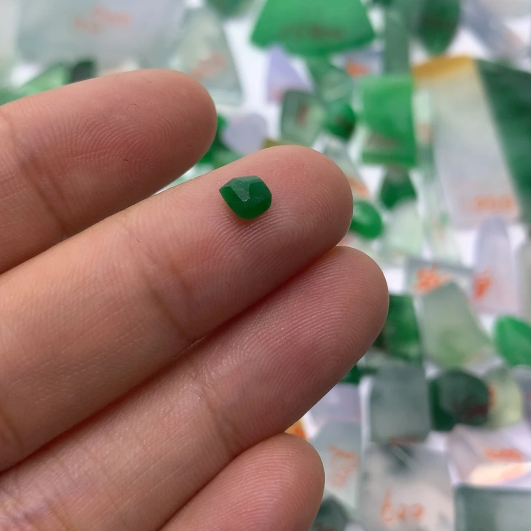 定制翡翠未镶嵌春*天然翡翠