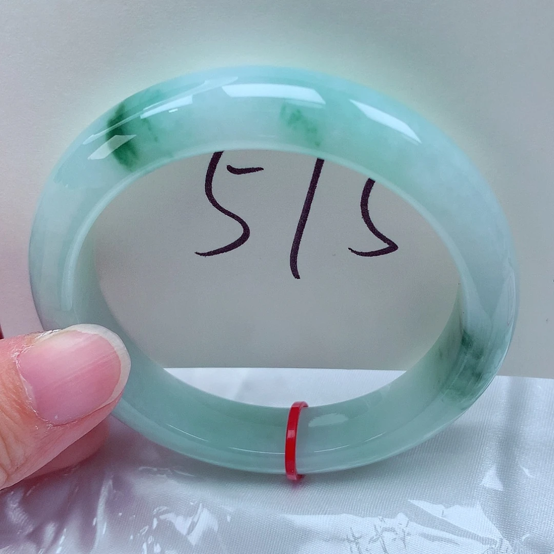 翡翠未镶嵌手镯翡翠