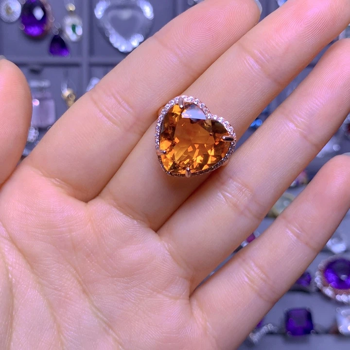 银S925镶嵌颈饰黄晶玲*娘