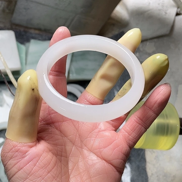 真***源定制石英质玉（天山翠）定制