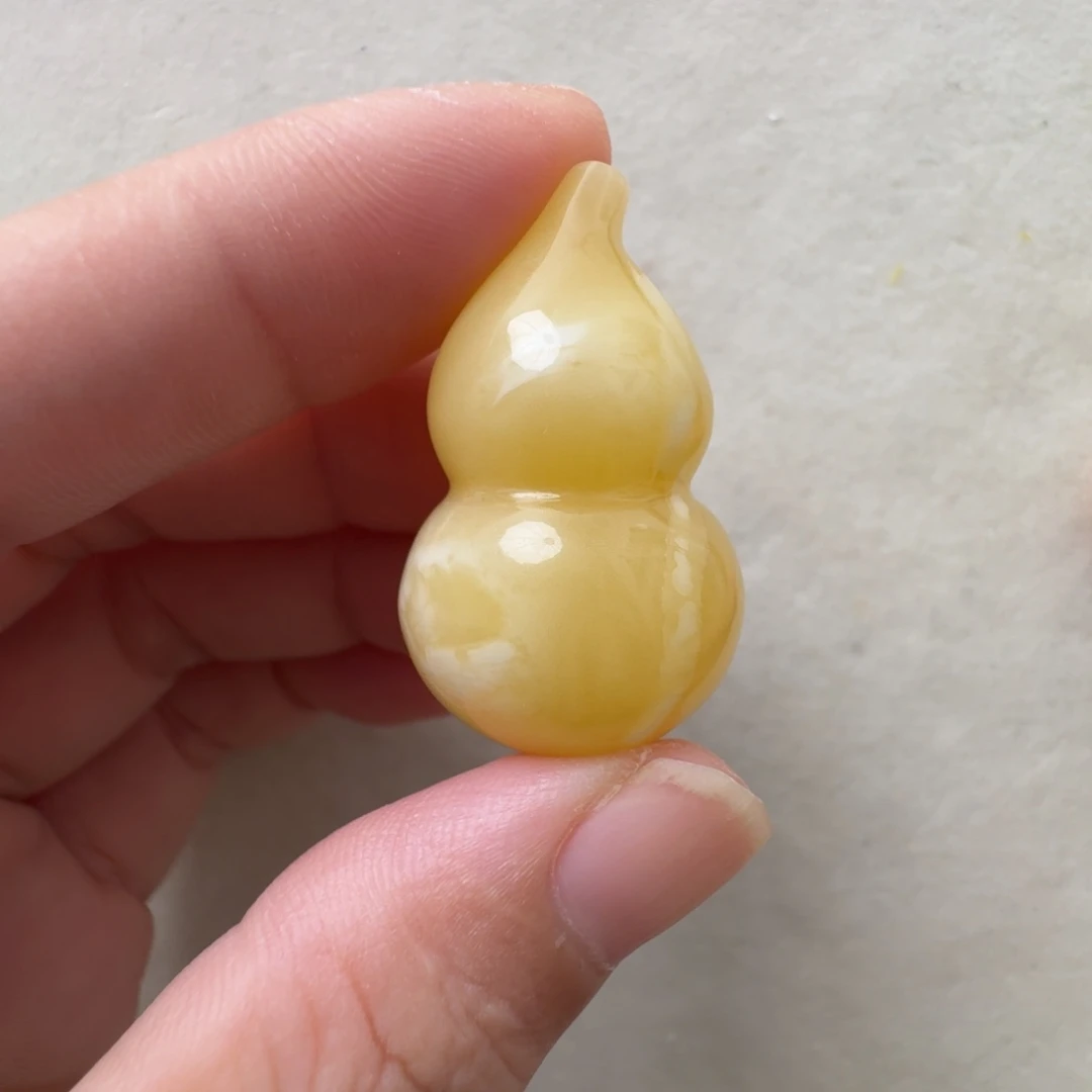 蜜蜡未镶嵌珠宝奇石超过七天不退不换