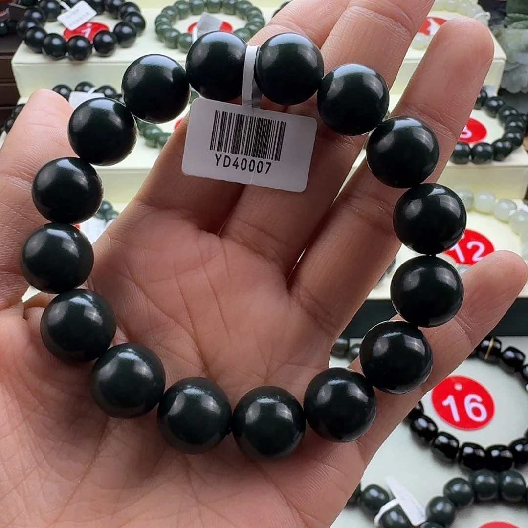 和田玉未镶嵌手串