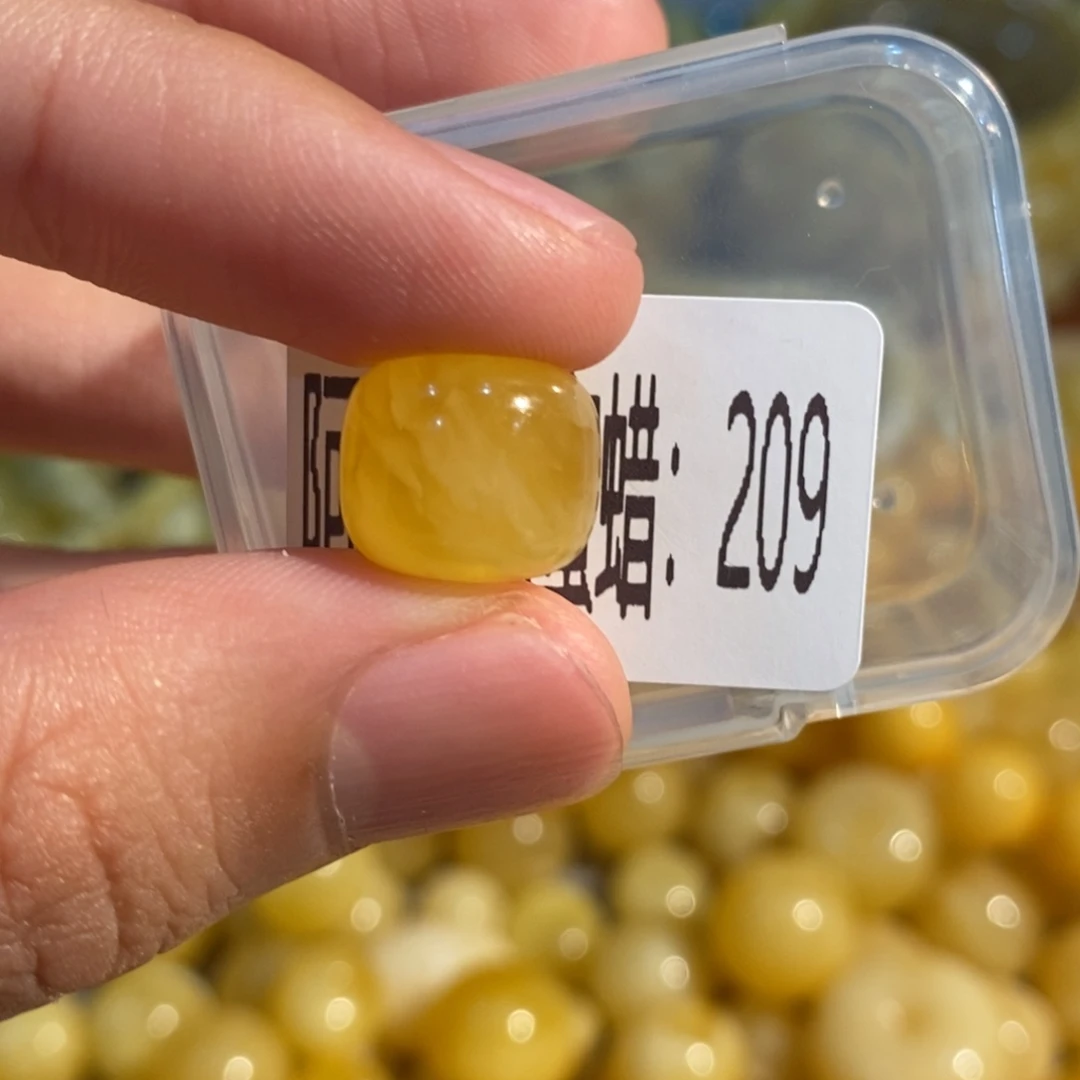 琥珀未镶嵌珠宝奇石209