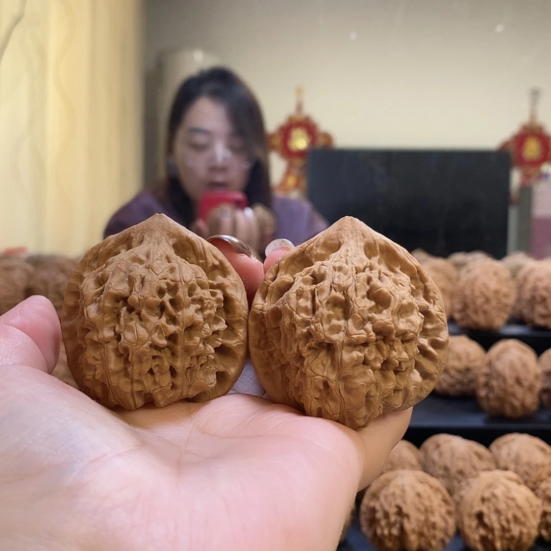 把件文玩核桃47官帽有伤