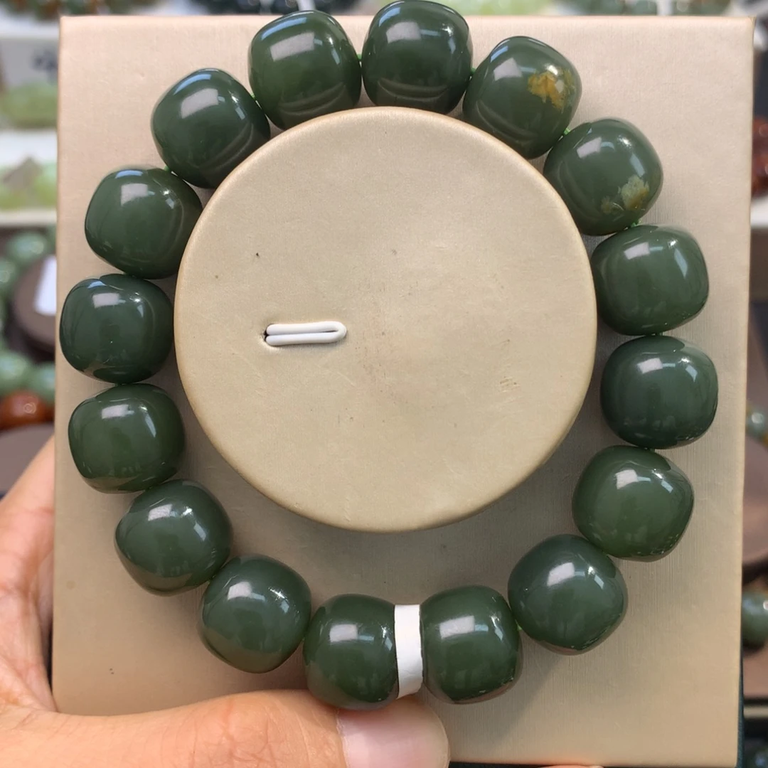 和田玉未镶嵌手串