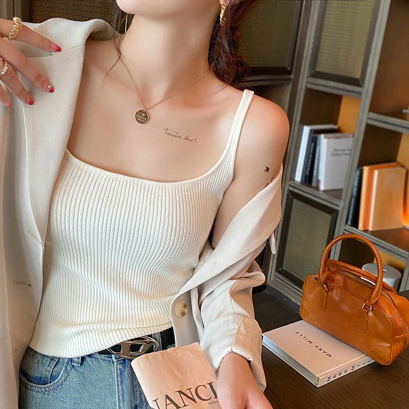 方领针织小吊带白色女装内搭2025夏新款独特黑色打底背心外穿上衣