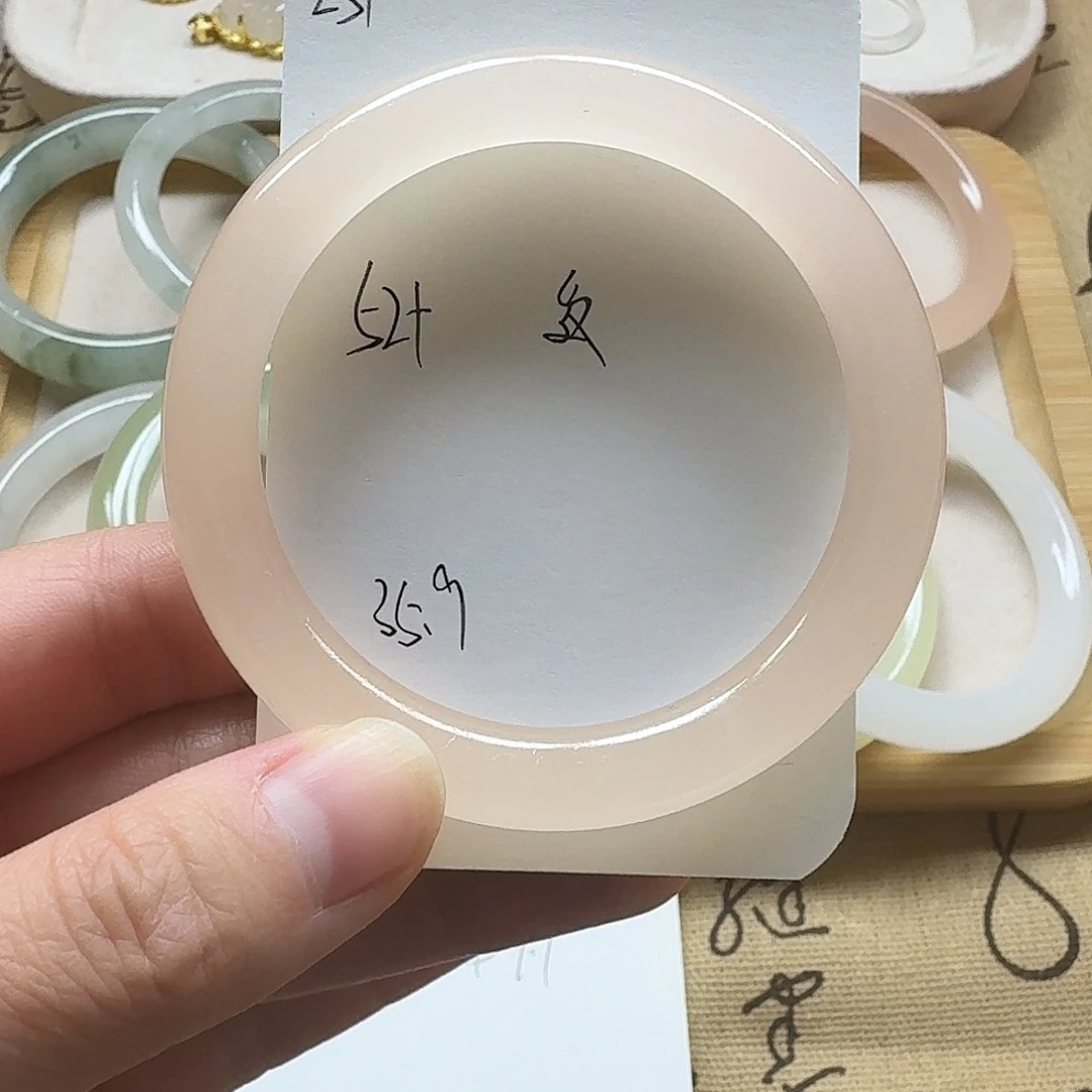 石英质玉未镶嵌手镯231