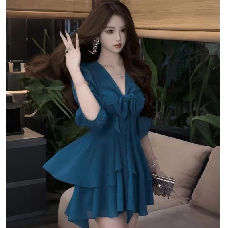 SYJ/舒衣家 微胖mm法式纯欲风荷叶边v领连衣裙女御姐气质收腰短裙