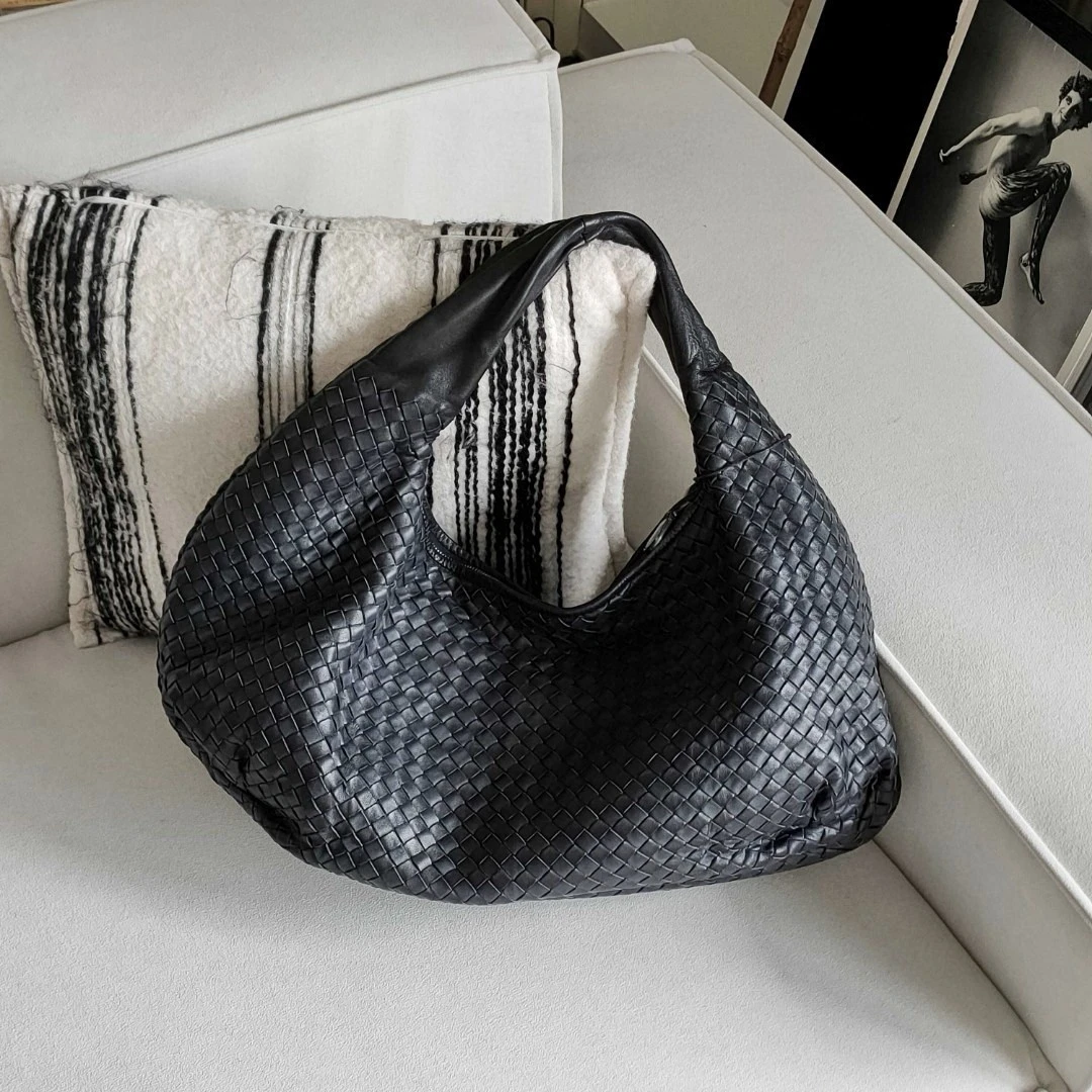 95新 BOTTEGA VENETA/葆蝶家 Azul-黑色羊皮编织大号和尚包 38860