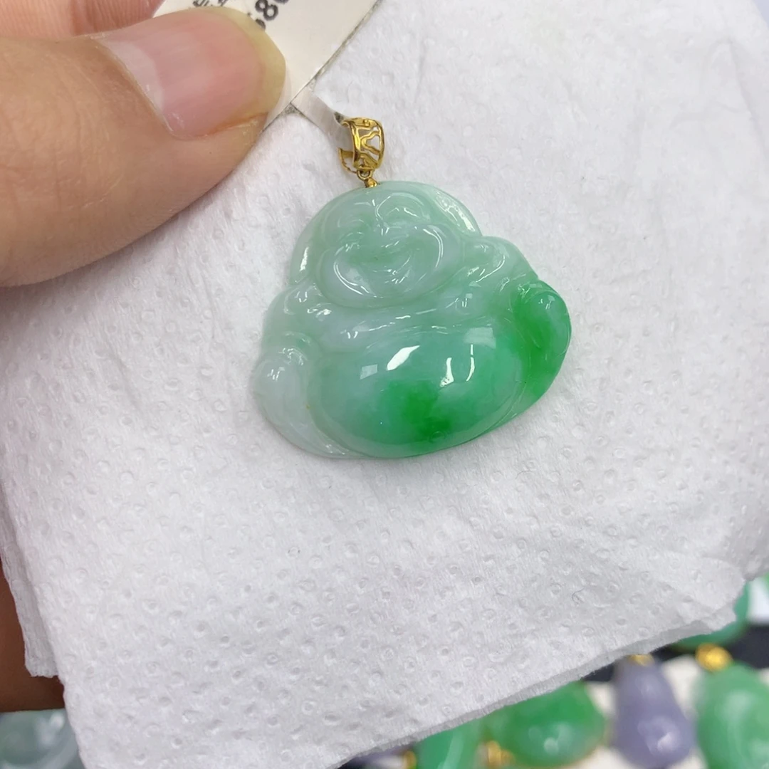 翡翠18K金镶嵌颈饰翡翠