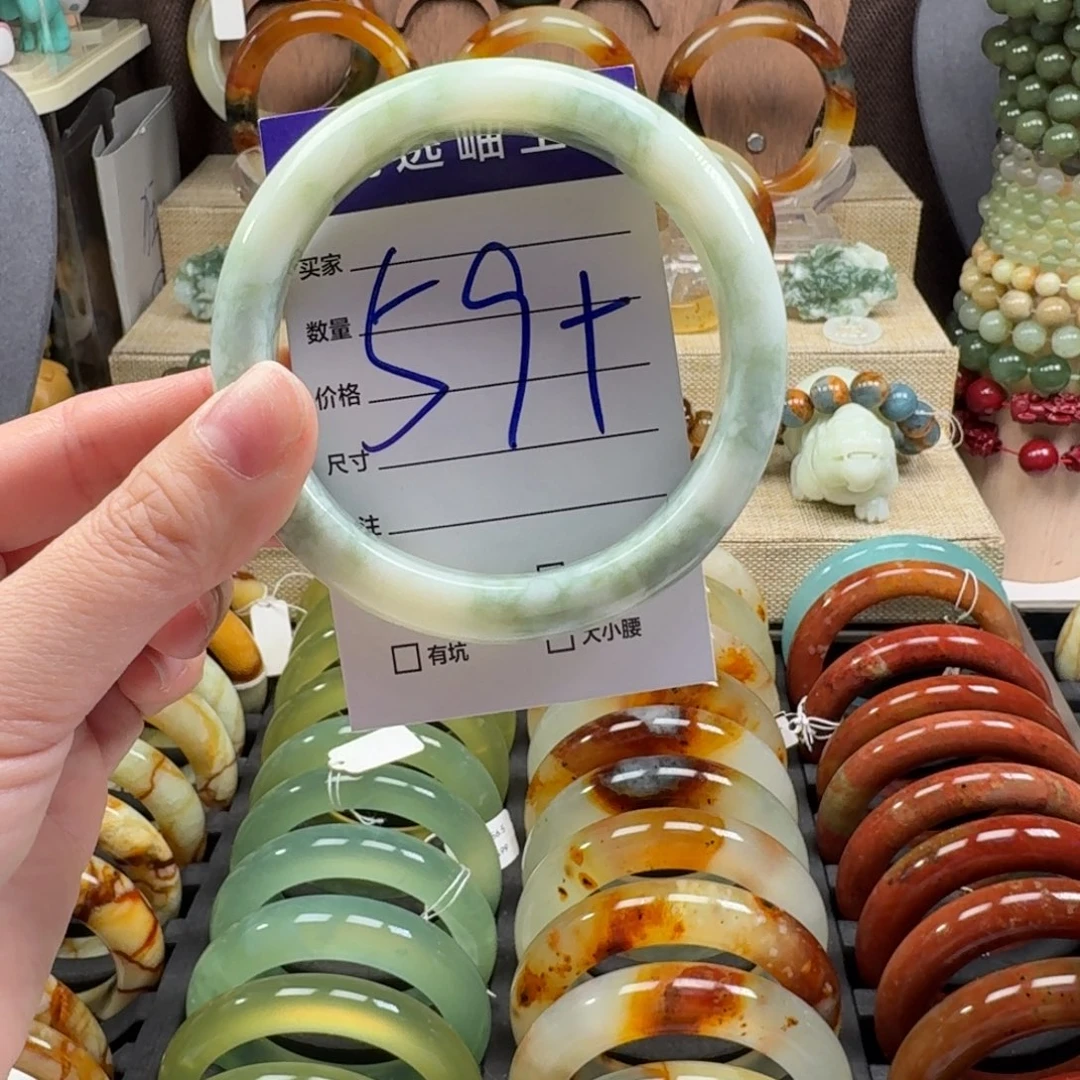 蛇纹石玉未镶嵌手镯37