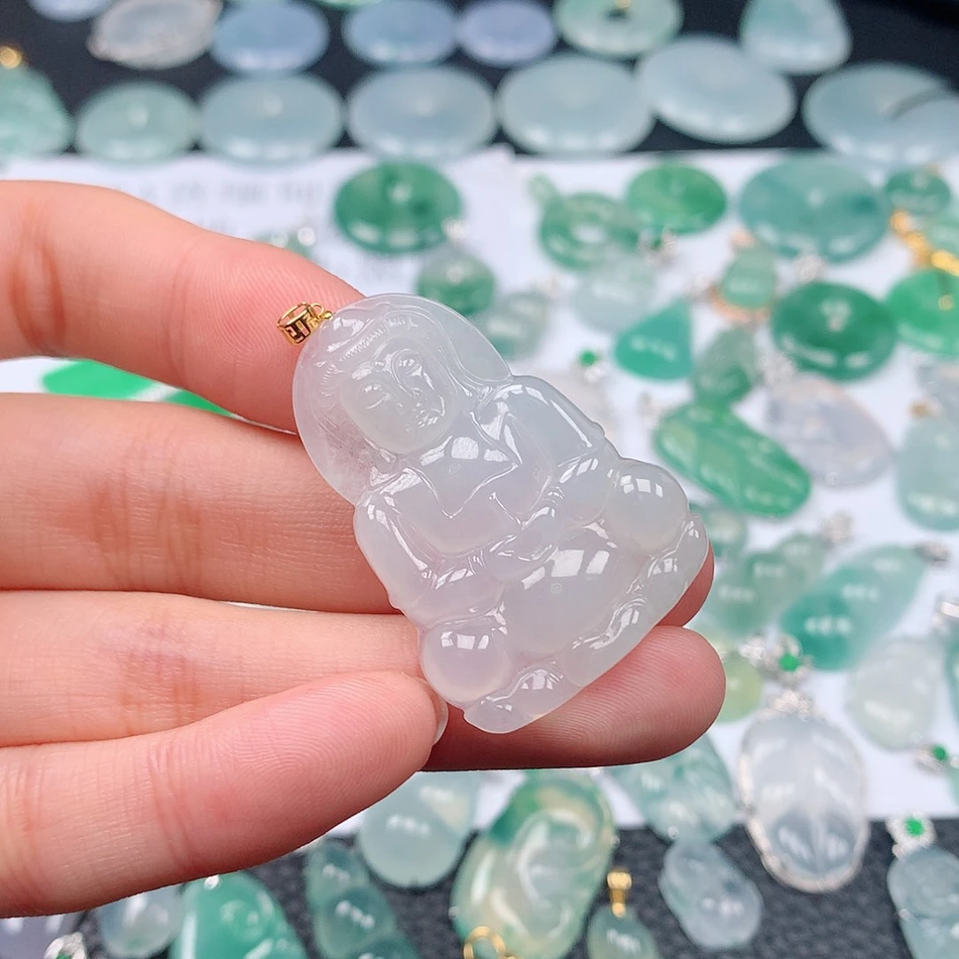 翡翠颈饰18K金镶嵌天然翡翠