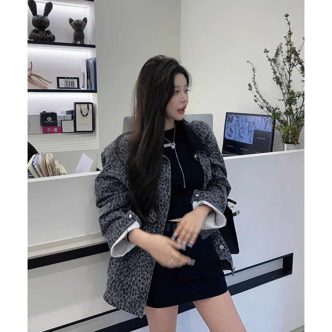 21DEGREES灰豹卡通印花牛仔外套显瘦修身打底上衣高腰牛仔裙裤