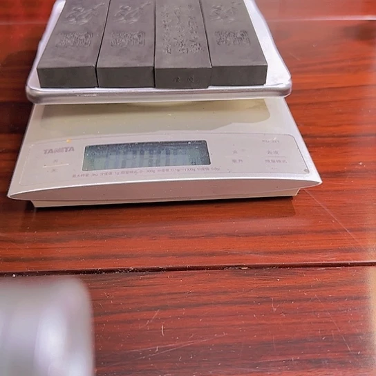 浩*4条家住桃花河绊的灯盏纯桐油烟墨