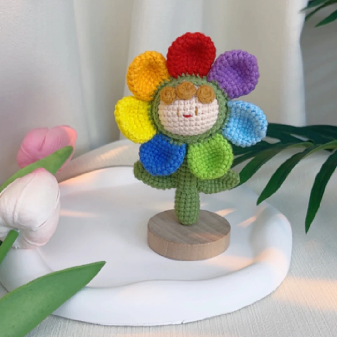 毛线钩织七色花团子