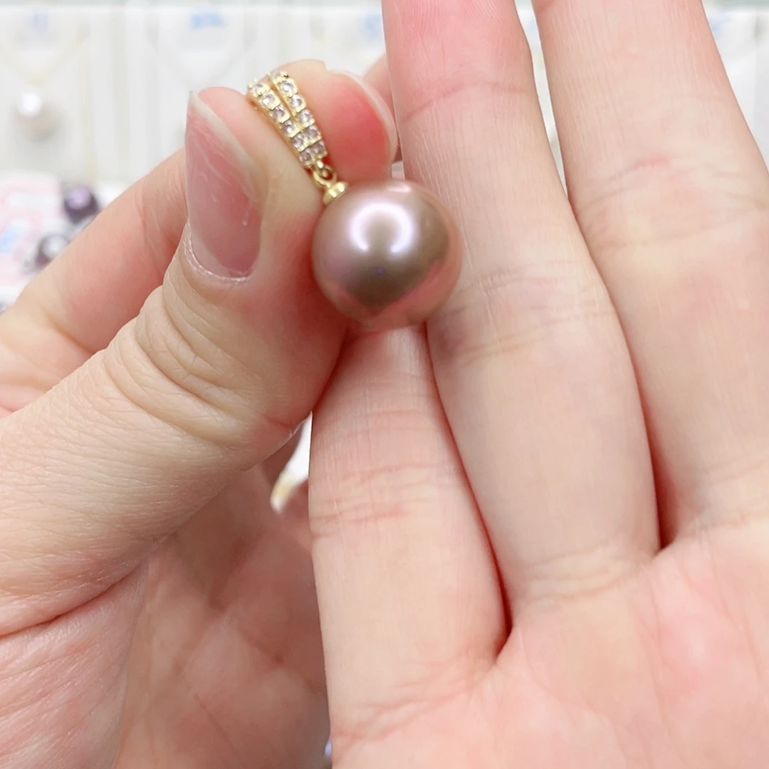 淡水珍珠吊坠(赠链)未镶嵌