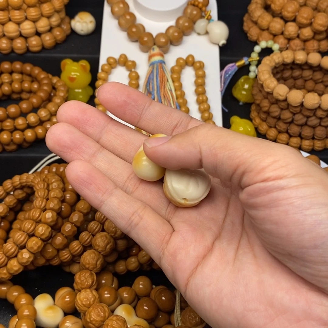 ****猴头核桃吊坠猴头核桃全品单颗