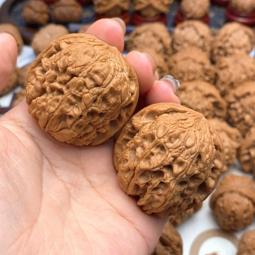 【闪购商品】文玩核桃把件44尺门墩