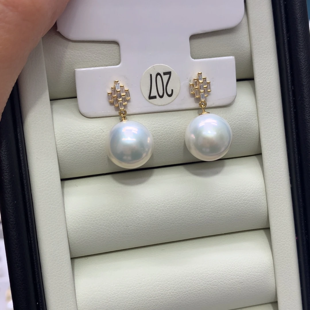 耳饰淡水珍珠18K金镶嵌