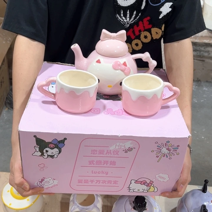 摆件这么多人都在等着