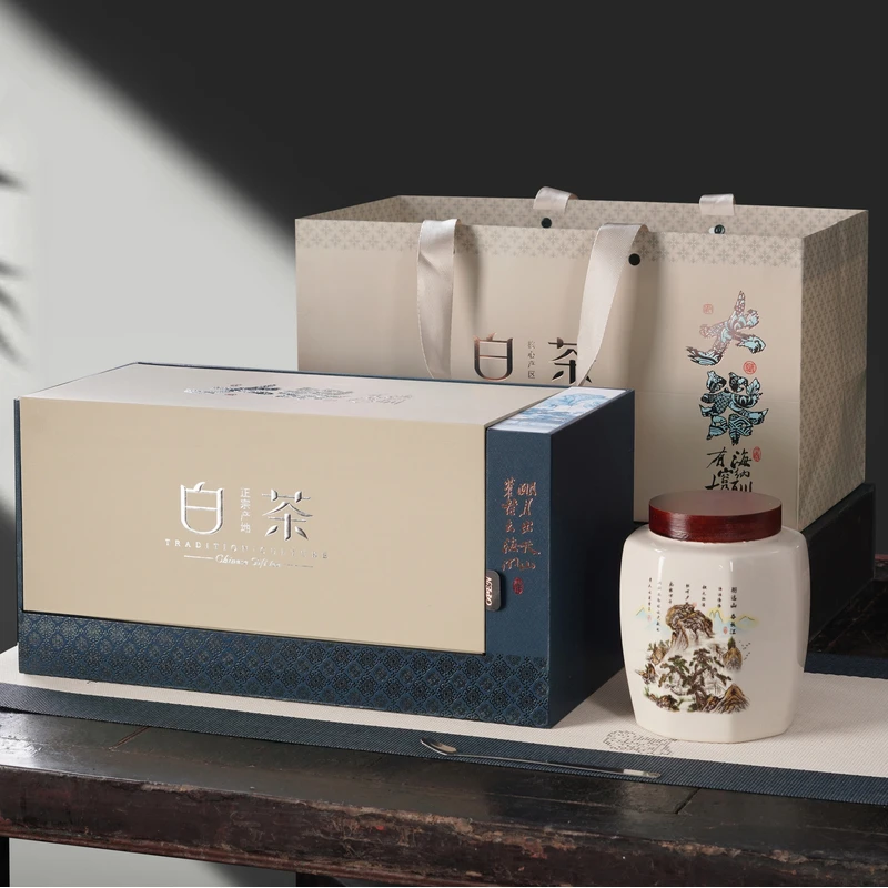 【京东送达白毫银针AAAAAA】大器精美陶瓷罐装  白毫银针 送礼盒