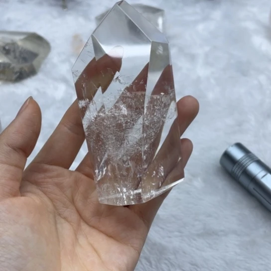 水晶未镶嵌珠宝半成品