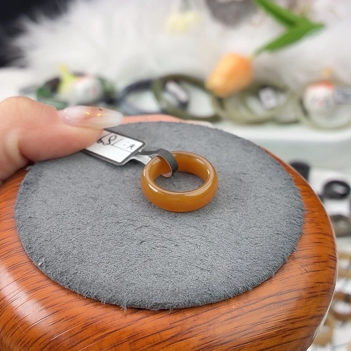 和田玉（糖玉）未镶嵌戒指S132金桔糖圆条15.2