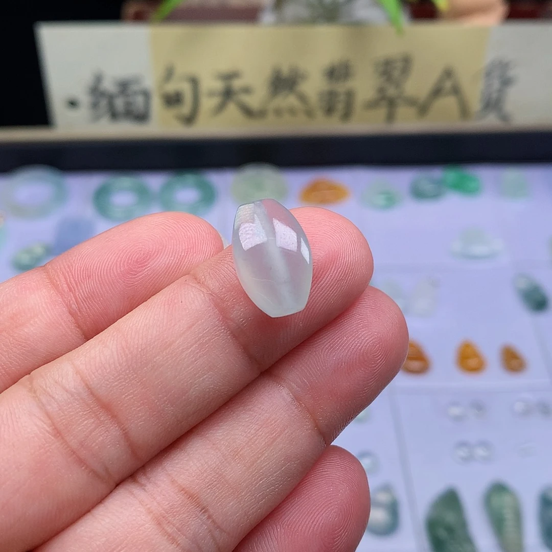 翡翠散珠缅甸天然A货翡翠冰种扁珠