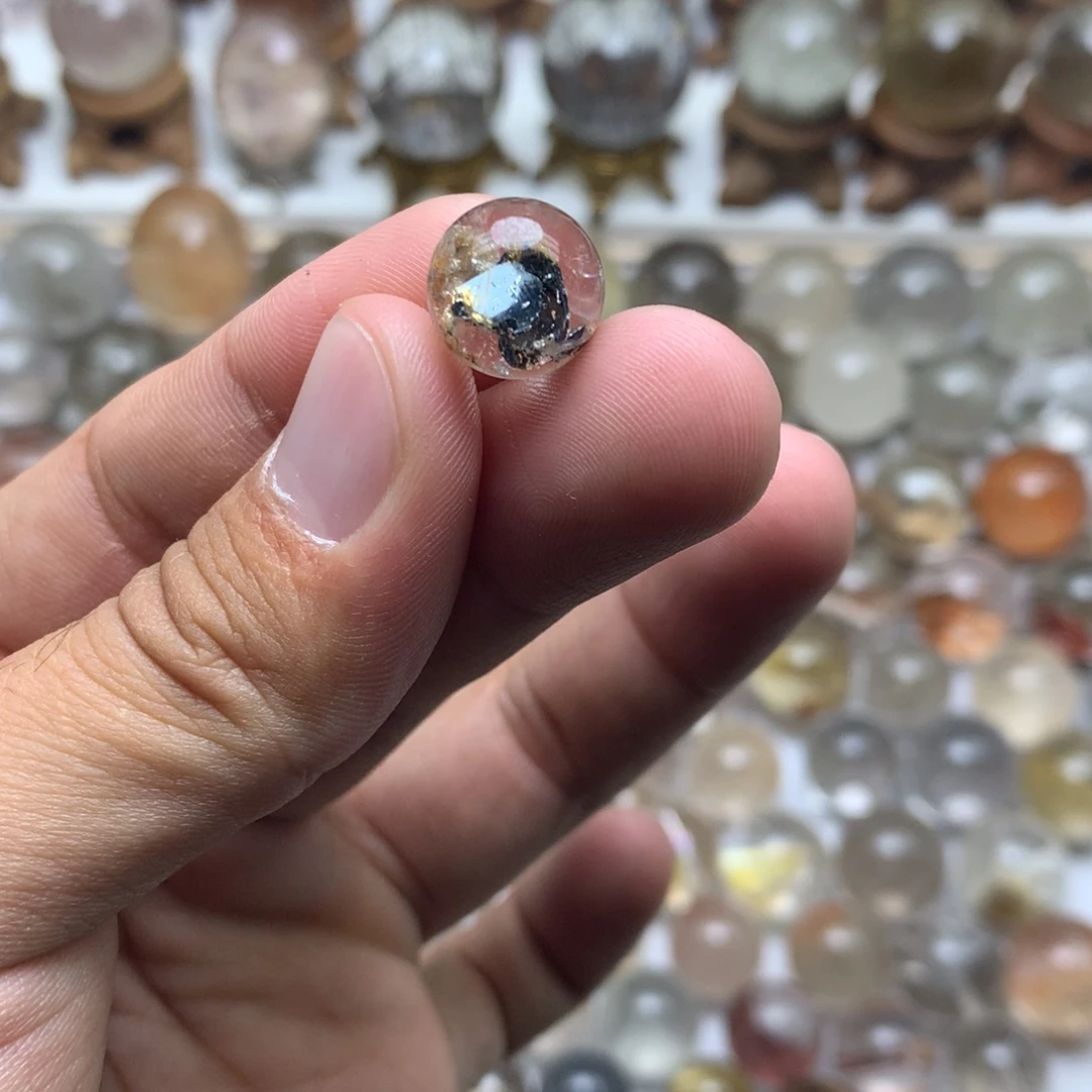 珠宝半成品水晶未镶嵌黑云母片球