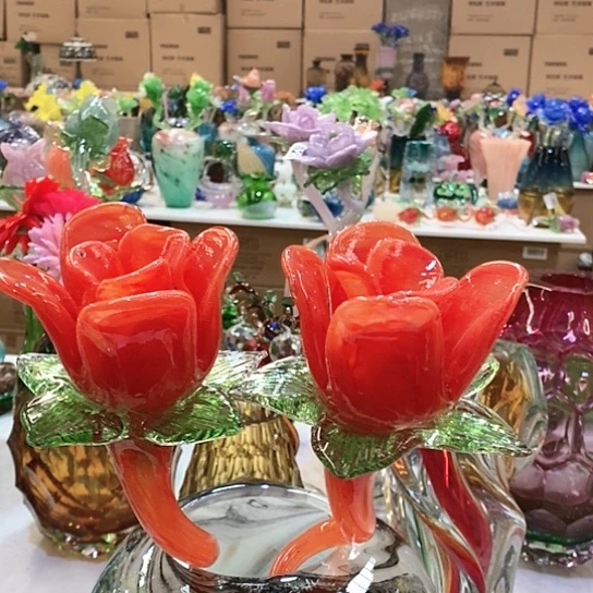 琉璃花瓶高45厘米宽9厘米