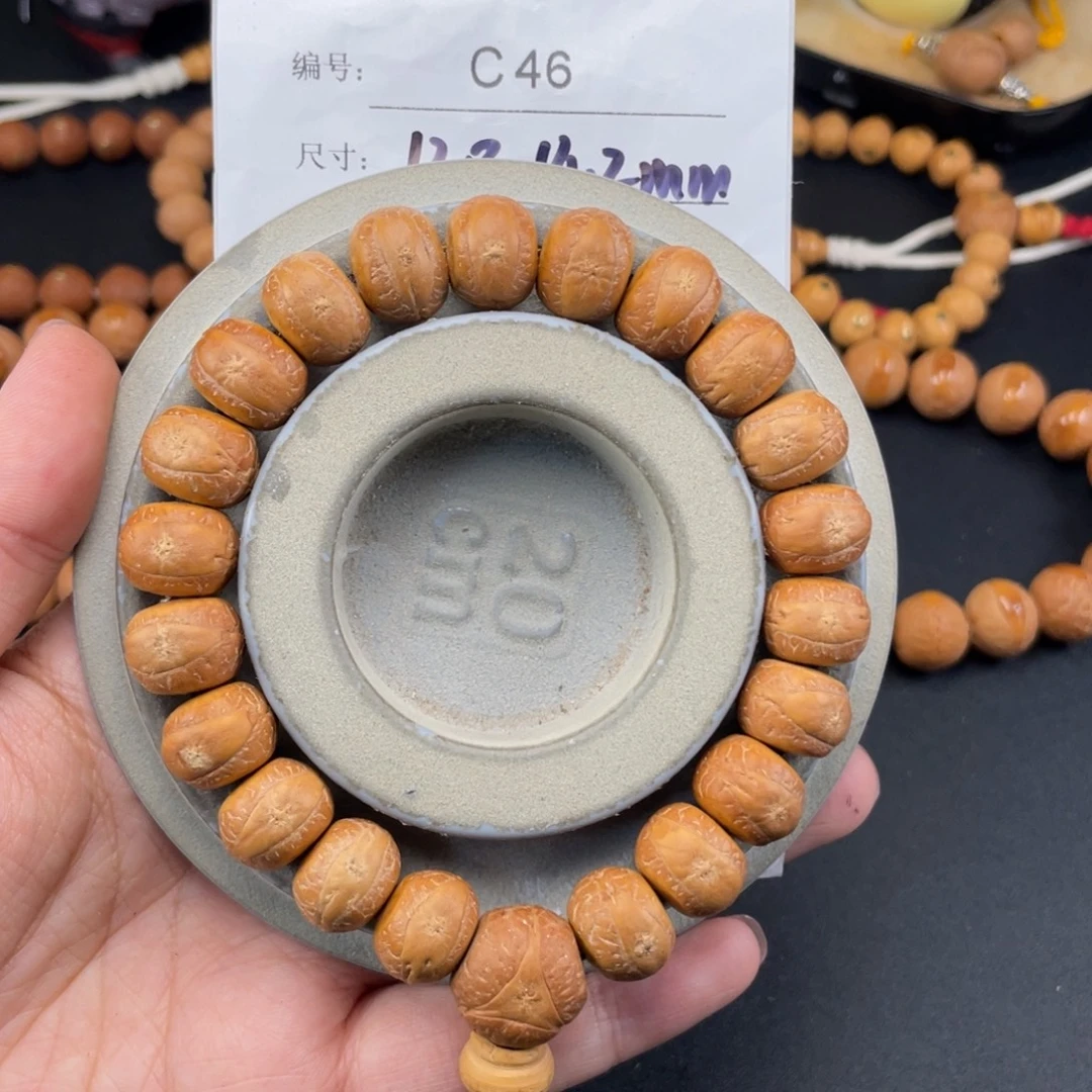 手串凤眼菩提C46-k60凤眼菩提13-14+玉化铁籽藏式