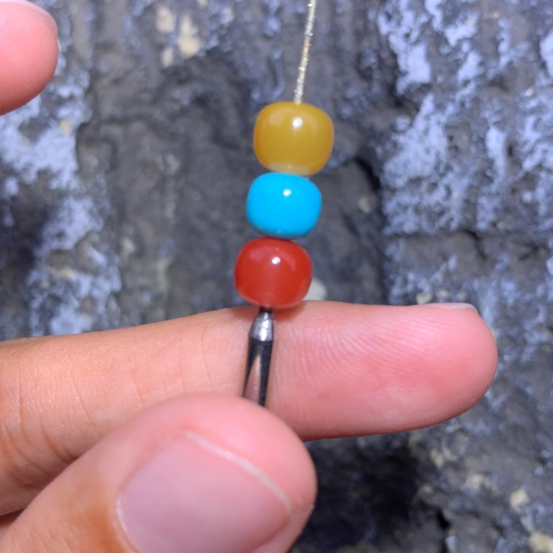 南红玛瑙未镶嵌红绿灯