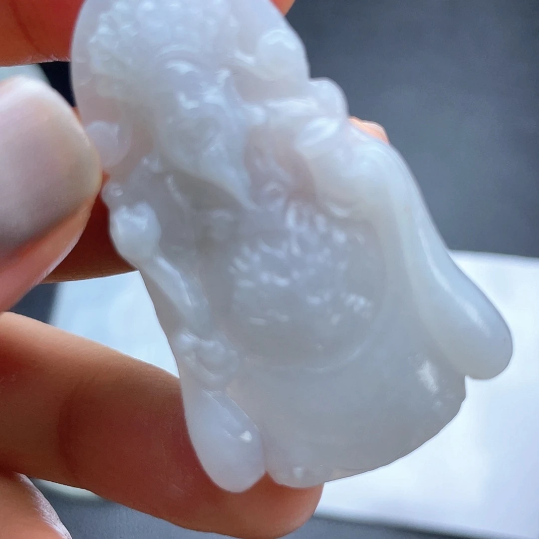 定制翡翠翡翠吊坠